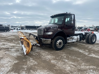 2015 Freightliner M2 106 4x2 Cabine et châssis