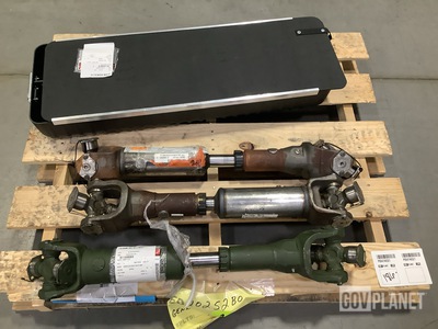 (3) Propeller Shafts & (1) Tray Assembly