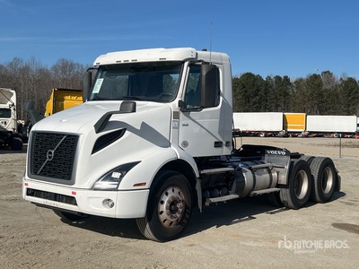 2022 Volvo VNR 6x2 T/A Day Cab Truck Tractor