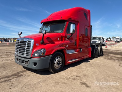 2019 Freightliner Cascadia 125 6x4 T/A Slaapcabine Trekker