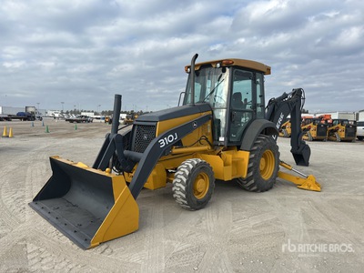 2010 John Deere 310J 4x4 Retroexcavadora