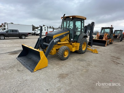 2010 John Deere 310J 4x4 Retroexcavadora