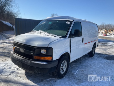 2013 Chevrolet Express 2500 Cargo Van