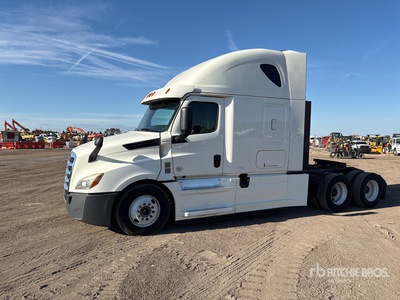 2019 Freightliner Cascadia 126 6x4 T/A Sleeper Truck Tractor