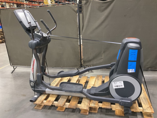 Life Fitness 95X Elliptical