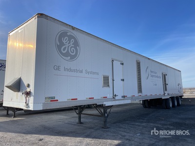 2001 Stoughton AVW-535T-S-C-AR 60 ft x 102 in T/A Remolque de furgoneta