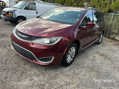 2018 Chrysler Pacifica 2WD SUV (Inoperable)