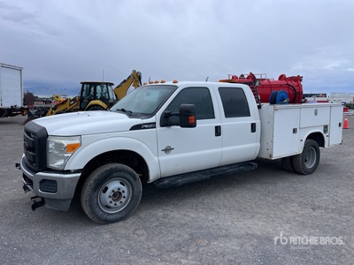 2011 Ford F-350 XL 4x4 Crew Cab Utility Truck