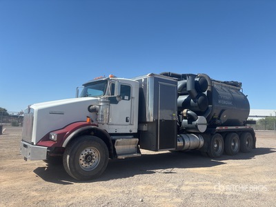CV Series CV200 on 2014 Kenworth T800 8x4 شاحنة شفط و حفر