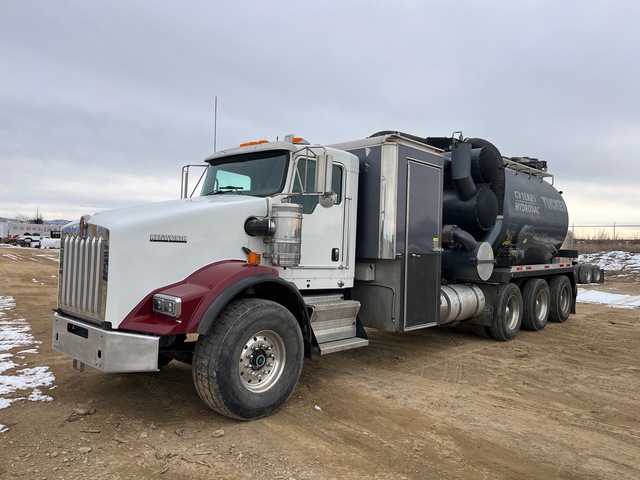 CV Series CV200 on 2014 Kenworth T800 8x4 Vacuum Excavator Truck