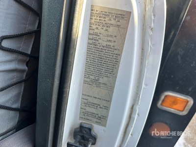 2003 Chevrolet Silverado 3500 4x4 Flatbed Truck