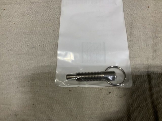 (474) McMaster-Carr 8500A23 Quick Release Plungers