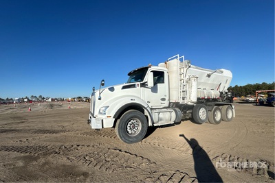 2022 Kenworth T880 6x4 Volumetric Mixer Truck