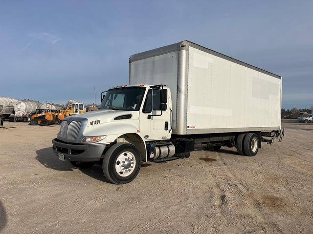 2016 International 4300 4x2 Van Truck