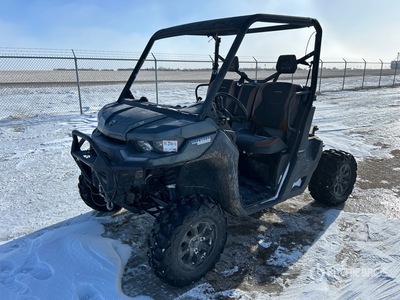 2022 Can-Am Defender 4x4 ATV (< 950 cc)