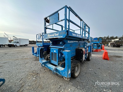 2018 Genie GS-5390 4x4 Dual Fuel Piattaforma aerea verticale