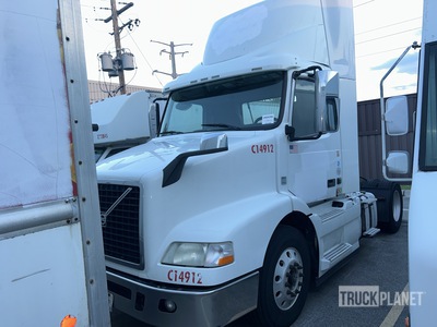 2017 Volvo VNM 4x2 T/A Sleeper Truck Tractor