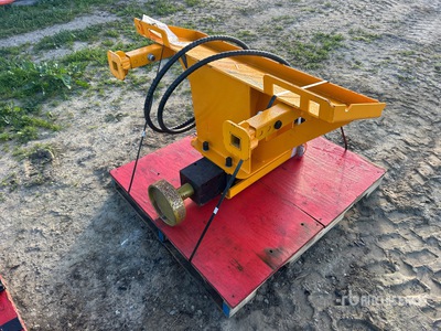 2025 GIYI Skid Steer Post Driver