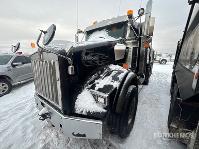 2022 Kenworth T800 8x4 Sleeper Tri/A Dump Truck