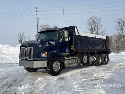 2019 Western Star 4900FA 8x4 を見 Dump Truck