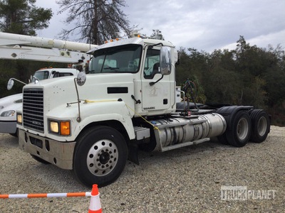 2013 Mack CHU613 6x4 T/A Day Cab Truck Tractor