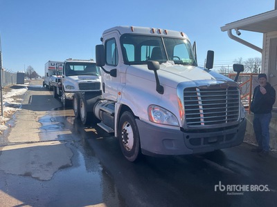 2016 Freightliner Cascadia 125 Cabeza Tractora Cabina Corta