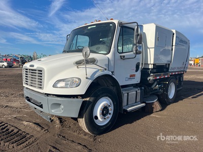 Johnston Easy Sweep E5 351 on 2019 Johnston 3000 Sweeper Truck