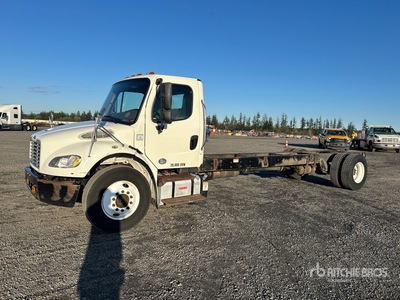2015 Freightliner M2 4x2 Cab and Chassis