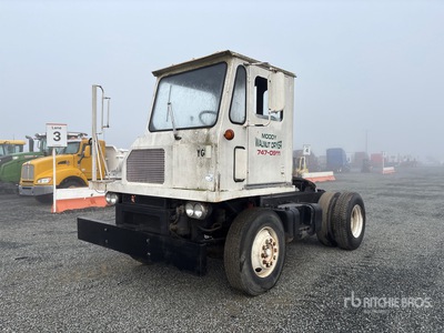 American Coleman 4x2 Spotter Truck
