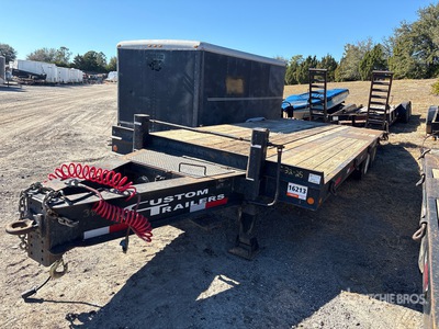 2018 Custom CT20T202ALP 27 ft T/A Equipment Trailer