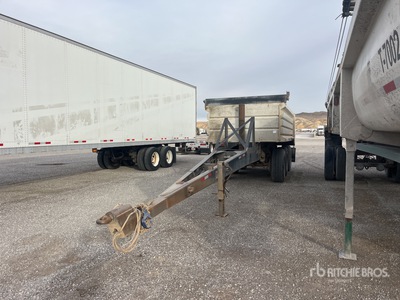 1997 15 ft Tri/A Pup Dump Trailer