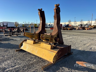 124 in Crawler Push Blade - Fits Cat D9/D10