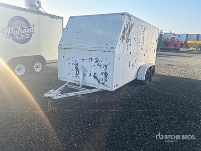 16 ft T/A Remorque fermée