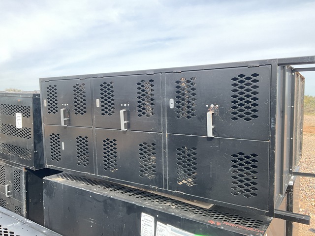(14) Storage Lockers