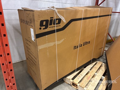 2024 GIO Iltalia Ultra Electric Matte black Scooter