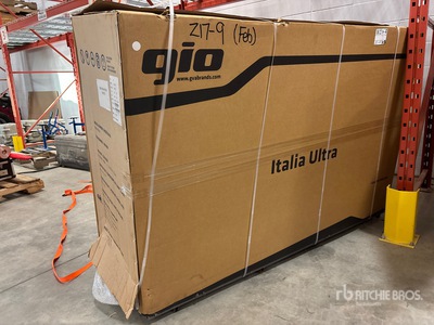 2024 GIO Iltalia Ultra Electric White Scooter