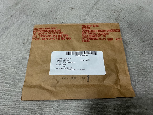 (545) 7-111220181-3 Door Latches