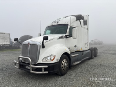 2020 Kenworth T680 6x4 Cabeza Tractora Cabina Dormitorio