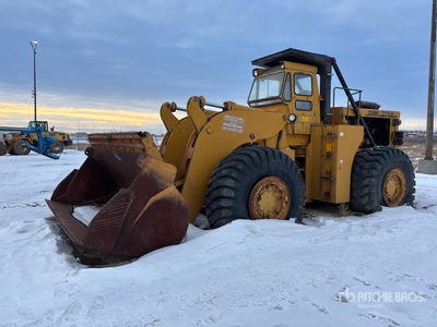 1973 Clark 275B-C Pala gommata