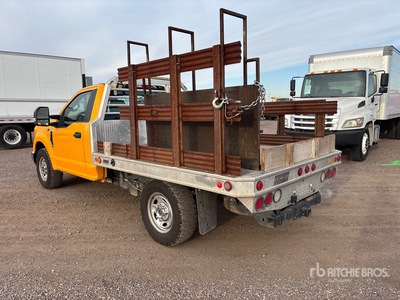 2017 Ford F-250 XL 4x2 Crew Cab Flatbed Truck