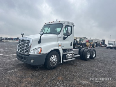 2016 Freightliner Cascadia 125 6x4 Cabeza Tractora Cabina Corta