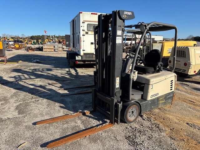 2019 Crown SC5245-40 4000 lb Electric Forklift