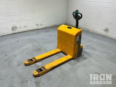 2022 Jungheinrich EJE120 4500 lb Electric Pallet Jack