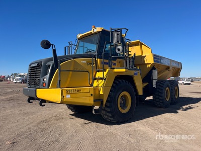 2023 Komatsu HM300-5 Knickgelenkter Muldenkipper