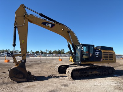 2019 Cat 349FL Tracked Excavator