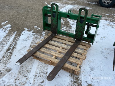 48 in Tractor Pallet Forks