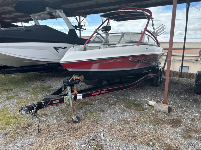 2006 Tige 22VE 22 ft Bowrider Boat w/2006 Dorsey Trailer