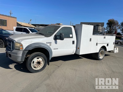 2006 Ford F-550 XL 4x2 Utility Truck