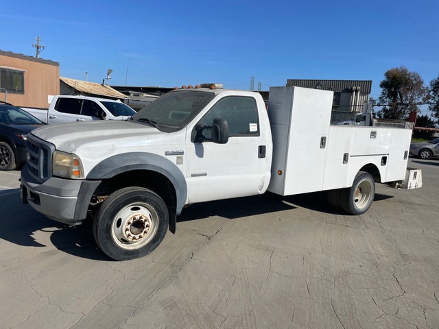 2006 Ford F-550 XL 4x2 Utility Truck