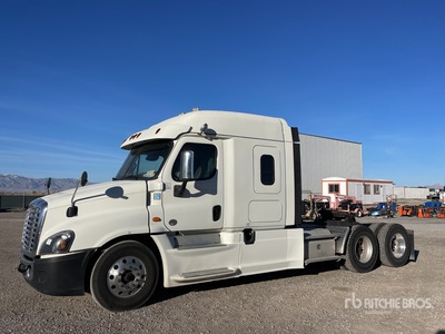 2019 Freightliner Cascadia 125 6x4 T/A Sleeper Truck Tractor